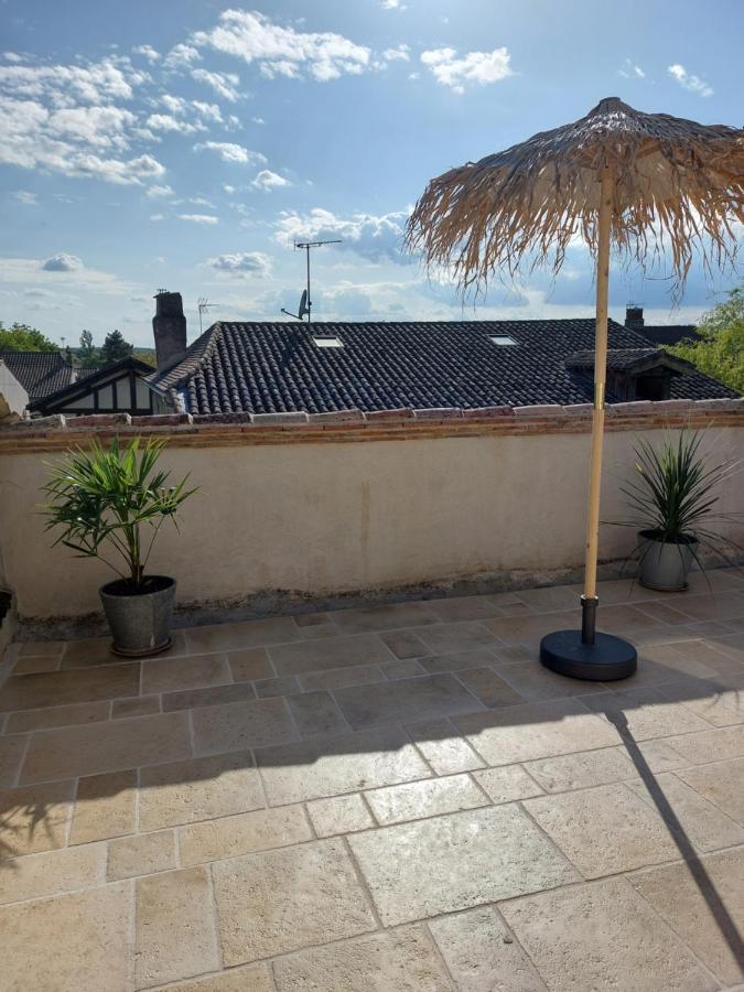 L'Appartement De La Maison Bleue Villeréal Exterior foto