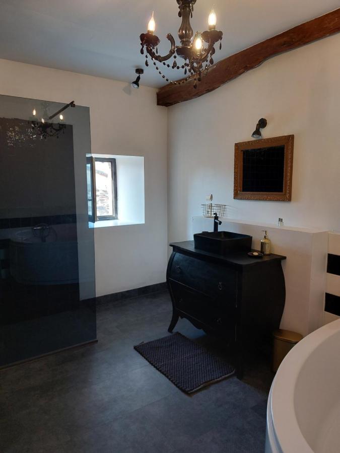 L'Appartement De La Maison Bleue Villeréal Exterior foto